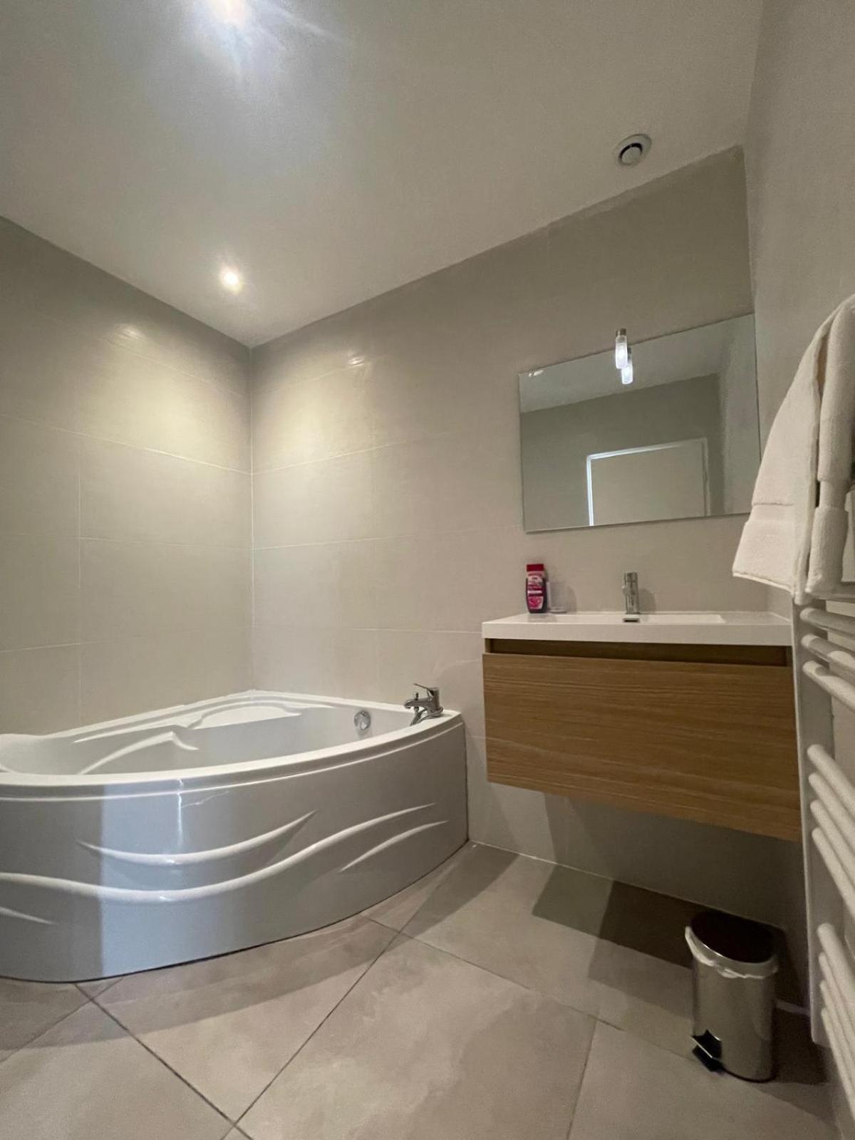 Villa Design Cap Dagde Piscine Et Plage Le Grau-dʼAgde Eksteriør bilde